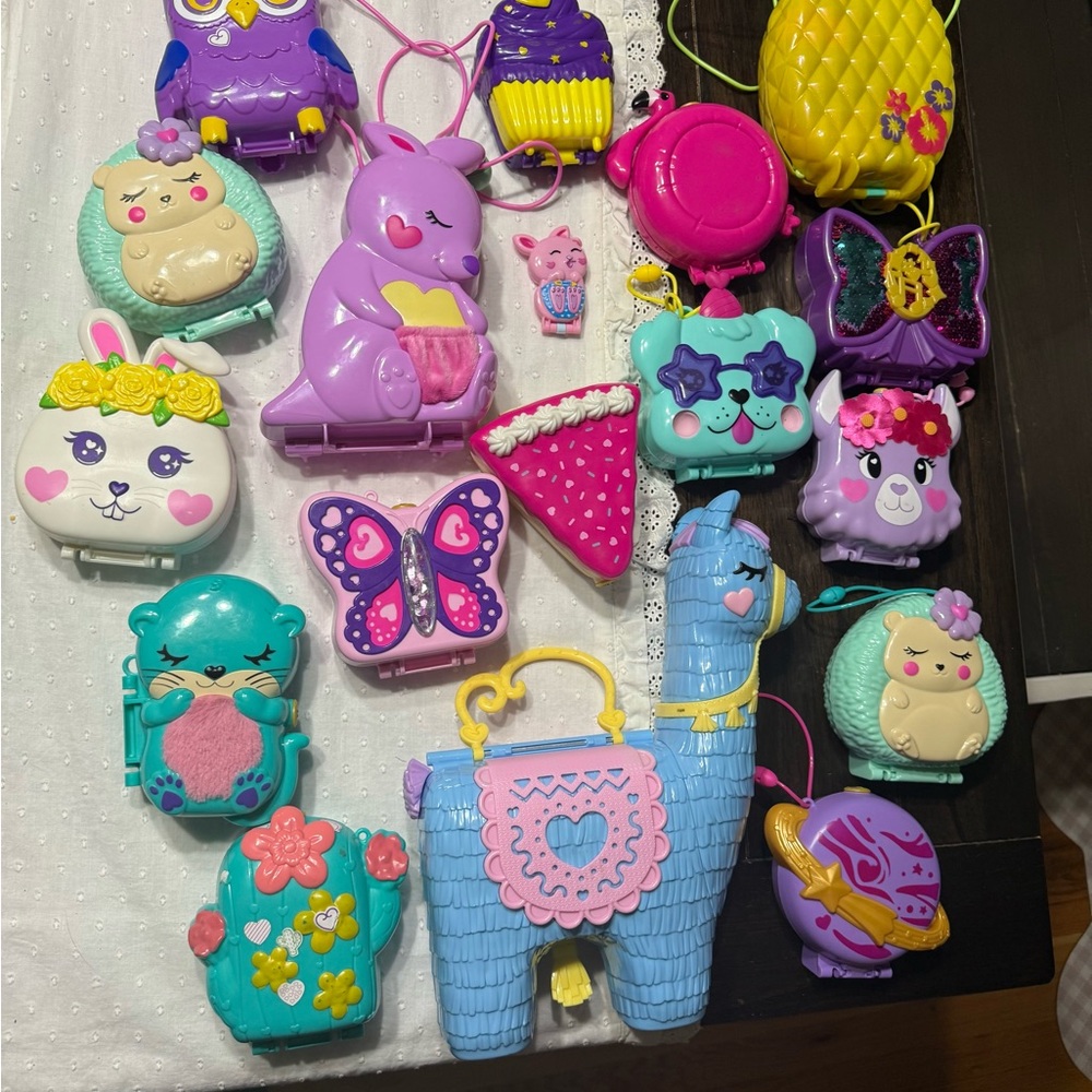 Polly pocket compact collection